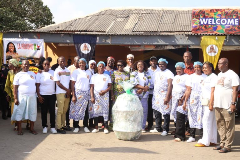 Tourism Minister Joins La Dade Kotopon to Celebrate Homowo with Kpekple Cooking Competition