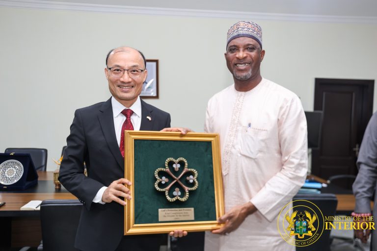 Chinese Ambassador pays farewell call on the Interior Minister