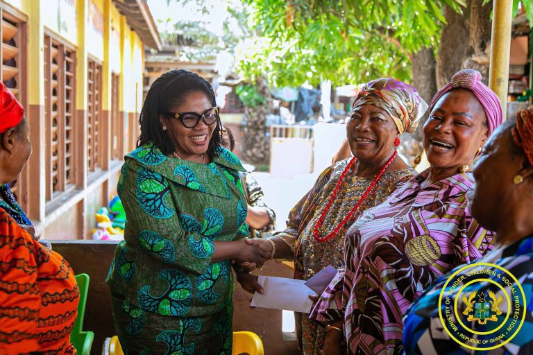 Gender Minister donates to 31st December Women’s Early Childhood Day Care Centre