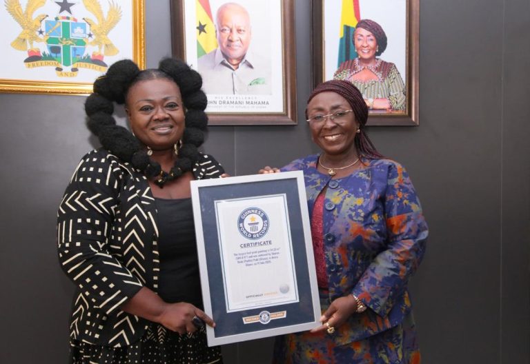 Guinness World Record Holder Sharon Dede Padi Presents Historic Leaf-Print Artwork to Tourism Minister