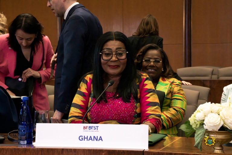 First Lady Calls for Global Action on Child Safety in Digital Age at US Summit