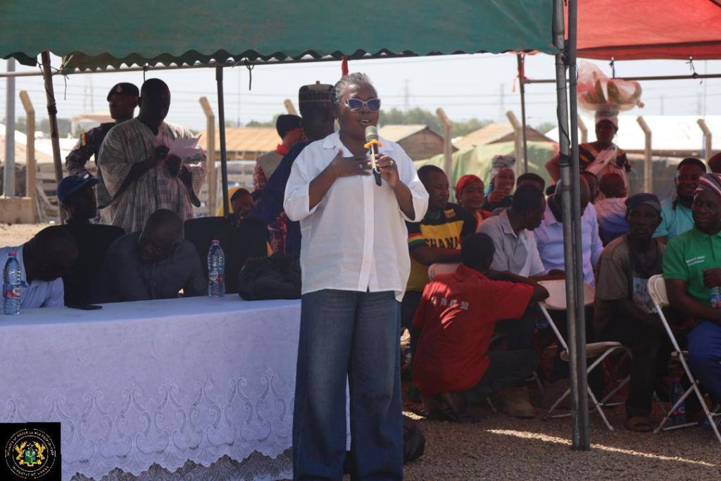 Fisheries Minister Engages Buipe Fisherfolk