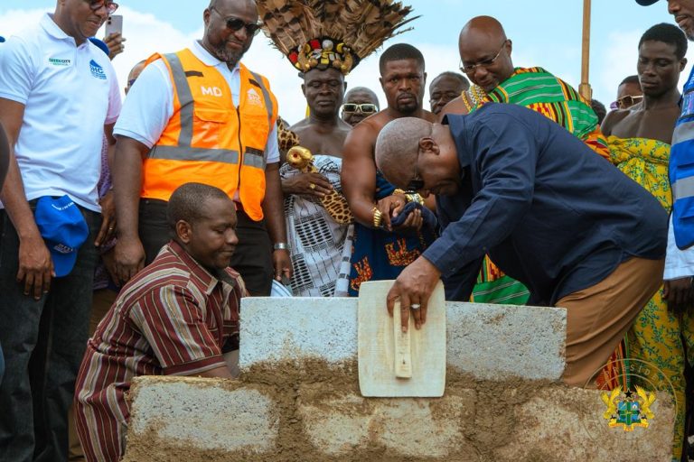 President Mahama Cuts Sod for Green City Housing Project