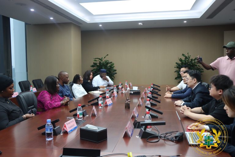Trade Minister Urges Chinese Investors to Deepen Industrial Cooperation with Ghana