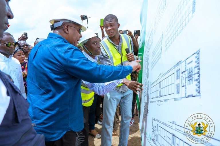 President Mahama cuts sod for 24-hour economy market in Assin North, announces hospital and school upgrades