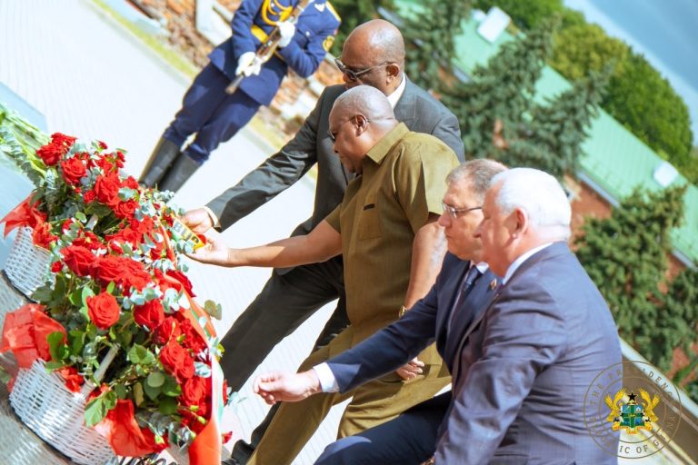President Mahama Lays Wreath at Brest Hero Fortress, Hosted by Regional Governor