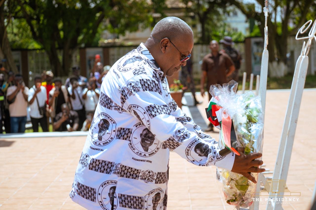 President Mahama lays wreath in honour of late President Atta Mills