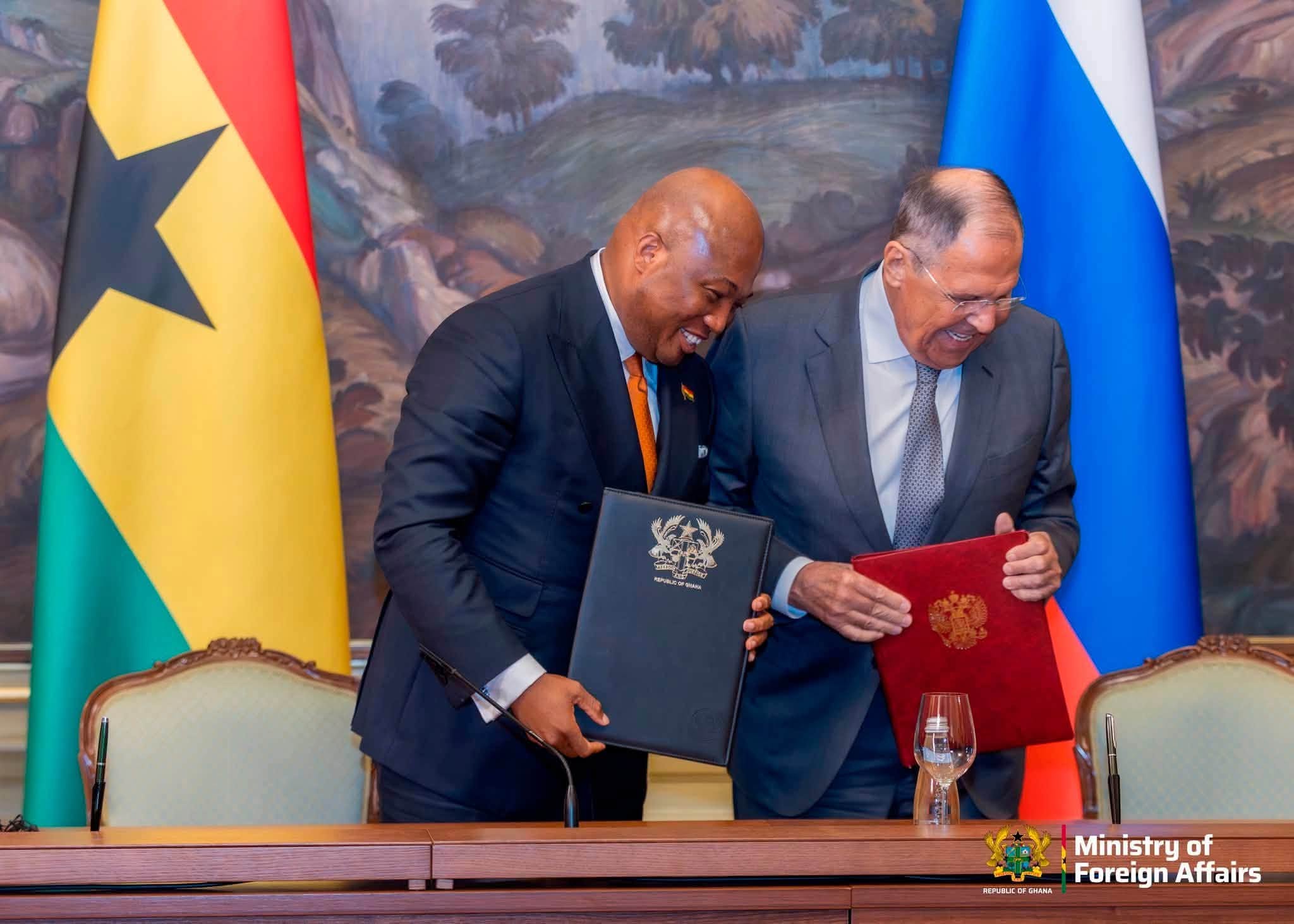 Ghana, Russia signs visa waiver agreement for Diplomatic and Service Passport Holders