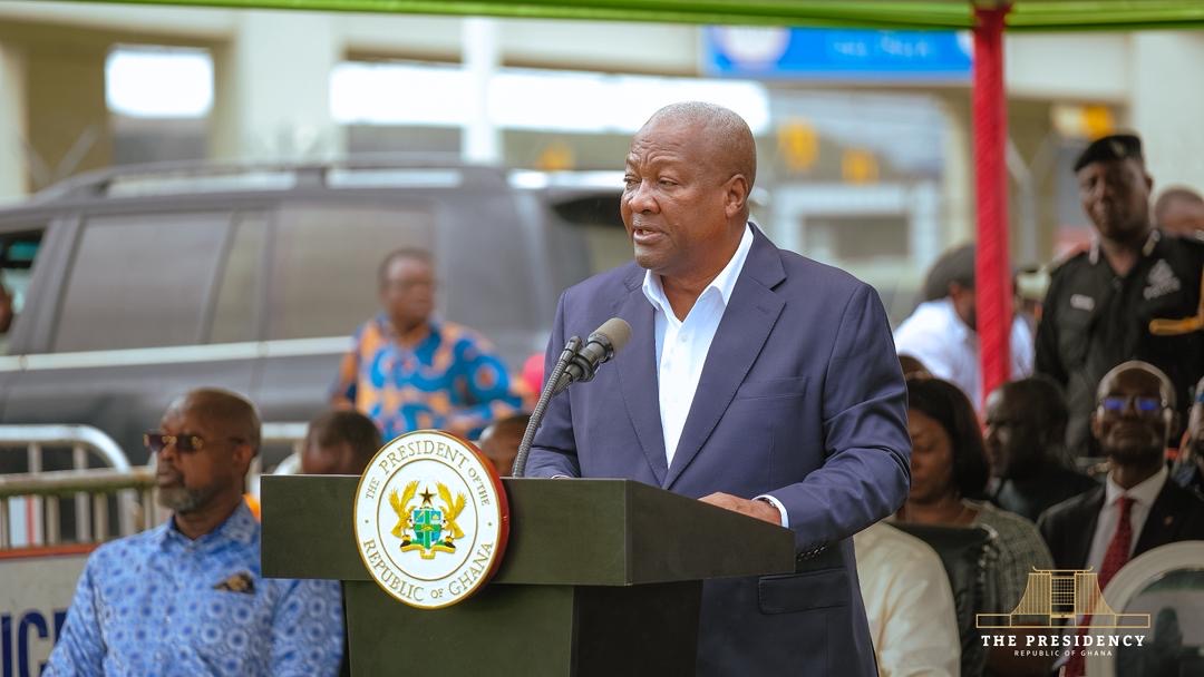 President Mahama Backs Crackdown on Soliciting Tips at Airport