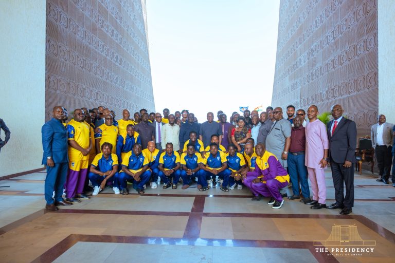 President Mahama Presents GH¢684,000 to Ghana’s Continental Club Representatives
