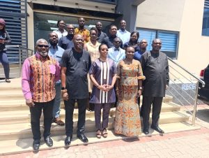 Environment Minister Calls for Strategy to Manage E-Waste