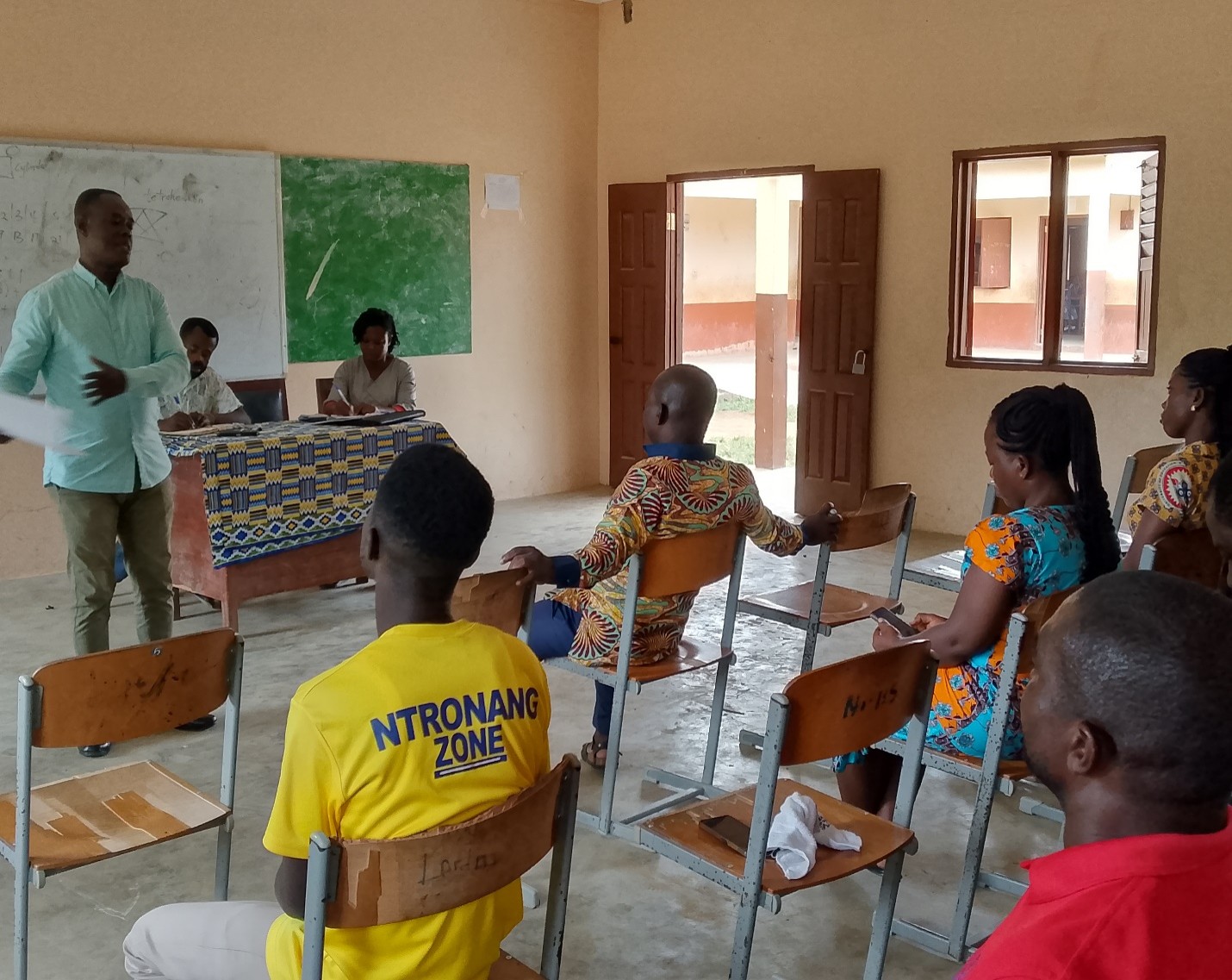 BIRIM NORTH RTI OFFICER SENSITISES TEACHING STAFF ON RIGHT TO INFORMATION ACT