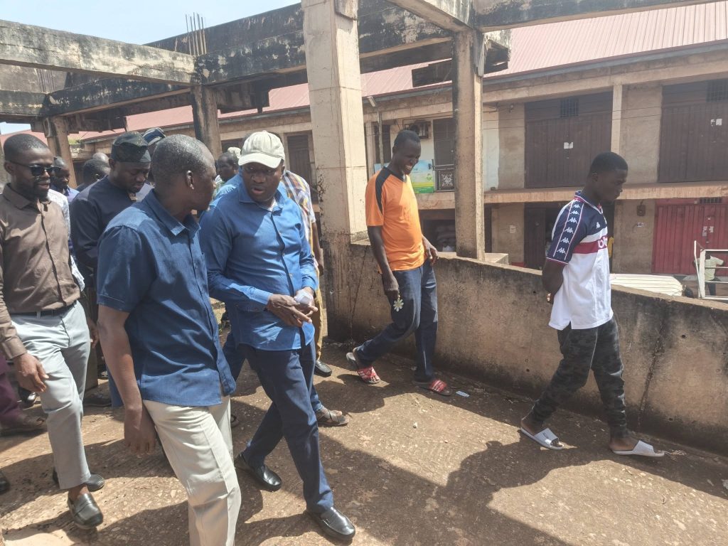 Mahama Ayariga Assures Aboabo Market Traders of Government’s Commitment to Complete Market Complex