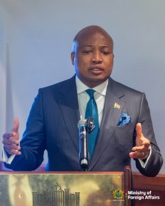 Foreign Affairs Minister Denies Claims of Missing Evacuation Funds