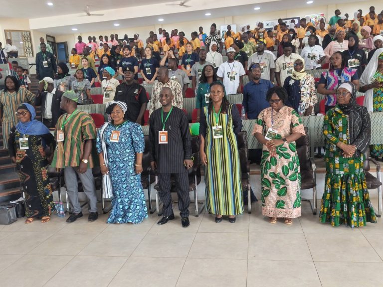 Youth Urged to Turn Environmental Challenges into Green Business Opportunities
